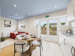 Photo 10- click for photo gallery